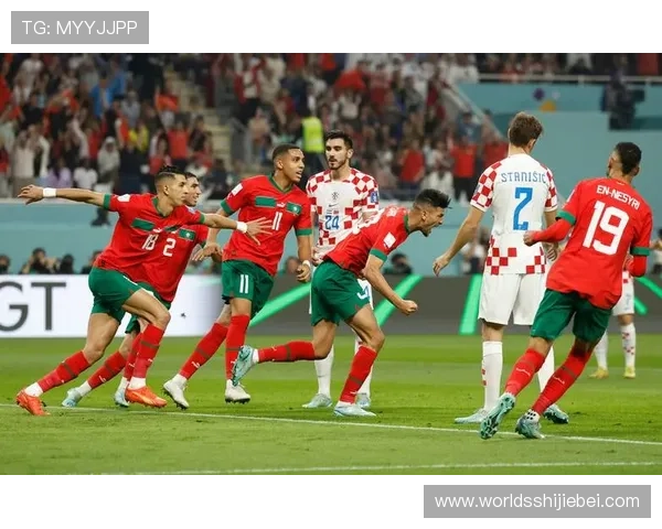 卡塔尔世界杯四强：四强球队的球迷文化与现场氛围的独特体验分享